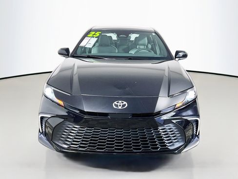 Used 2025 Toyota Camry SE w/ Multimedia Upgrade Package FWD image 11