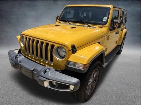 Used 2021 Jeep Wrangler Unlimited Sahara AWD/4WD image 2