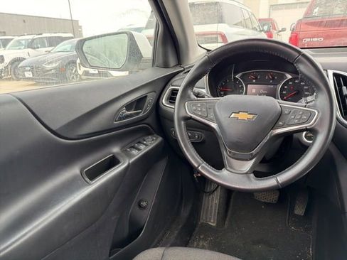 Used 2020 Chevrolet Equinox LT image 14