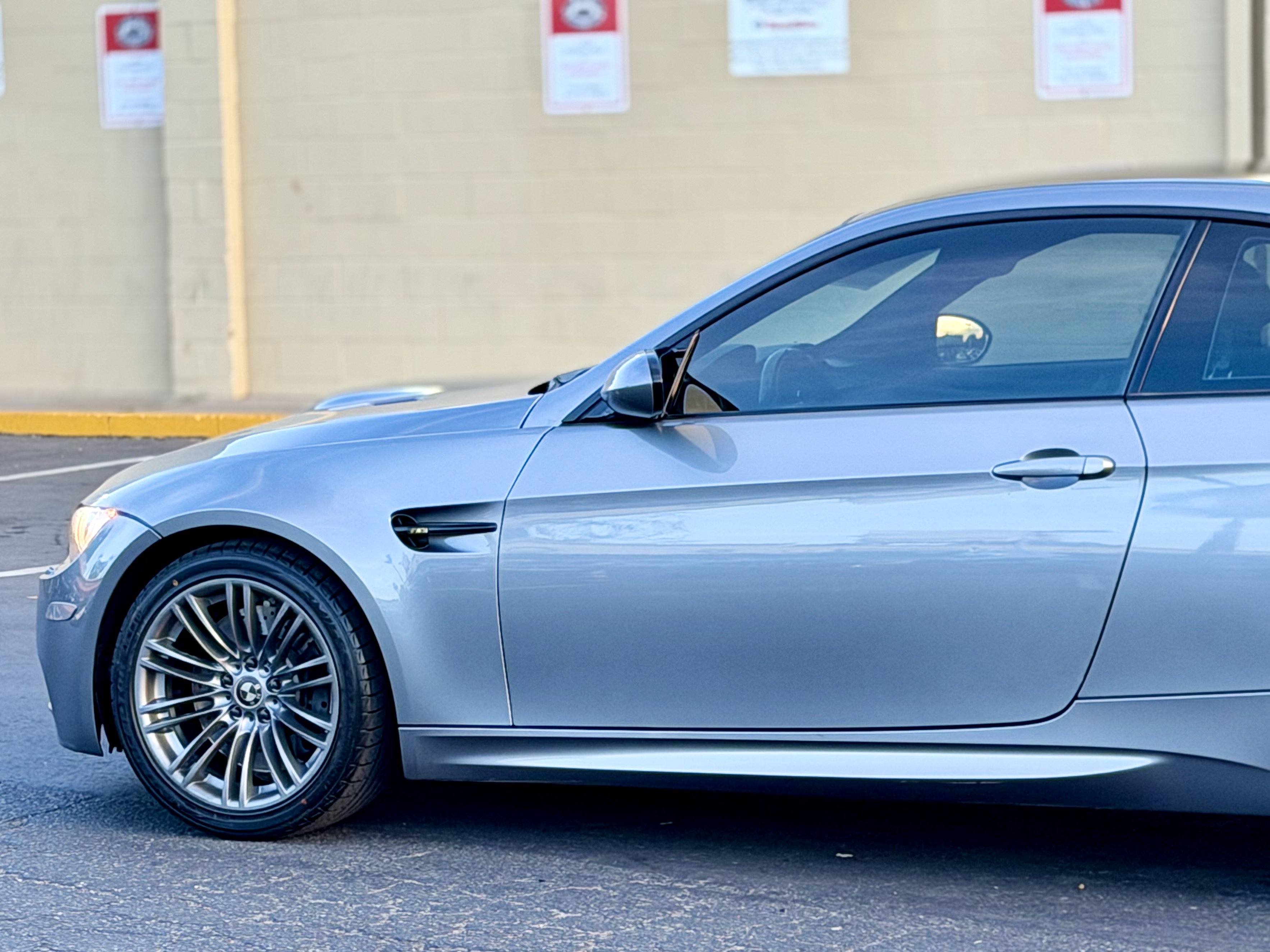 Used 2009 BMW M3 Coupe RWD image 23