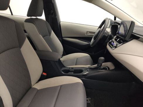 Used 2023 Toyota Corolla LE image 21