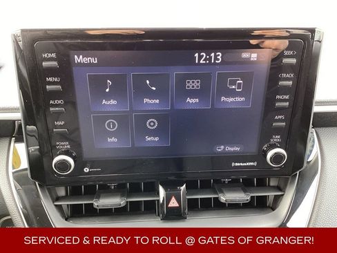 Used 2022 Toyota Corolla Cross LE image 4