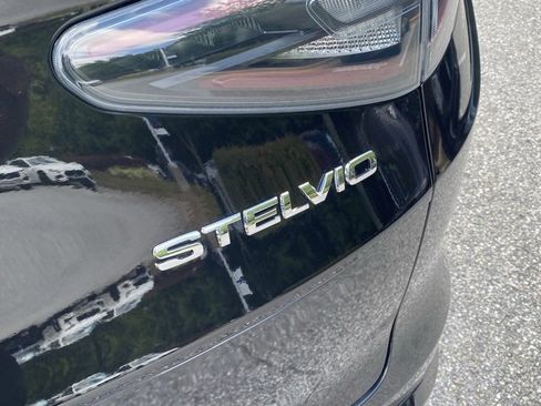 New 2025 Alfa Romeo Stelvio Sprint image 16