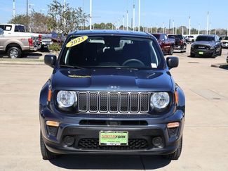 Used 2023 Jeep Renegade Latitude video 2