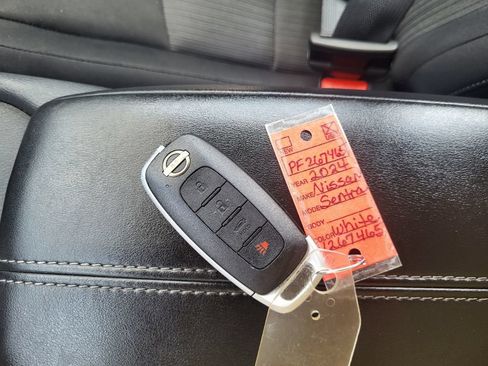 Used 2024 Nissan Sentra SV FWD image 25