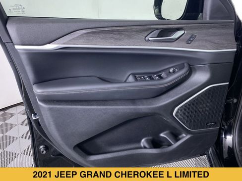 Used 2021 Jeep Grand Cherokee L Limited AWD/4WD image 13