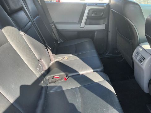 Used 2011 Toyota 4Runner SR5 w/ Convenience Pkg AWD/4WD image 14