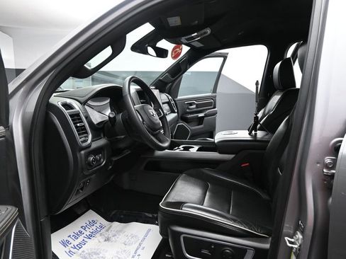 Used 2025 RAM 1500 Laramie image 31