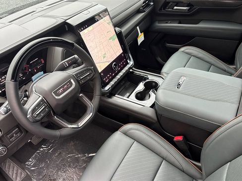 New 2026 GMC Yukon XL AT4 w/ AT4 Premium Plus Package image 8