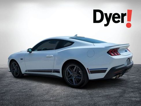 Used 2025 Ford Mustang GT Premium RWD image 5