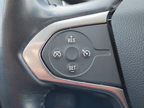 Used 2020 Chevrolet Traverse LT w/ LPO, Floor Liner Package image 12