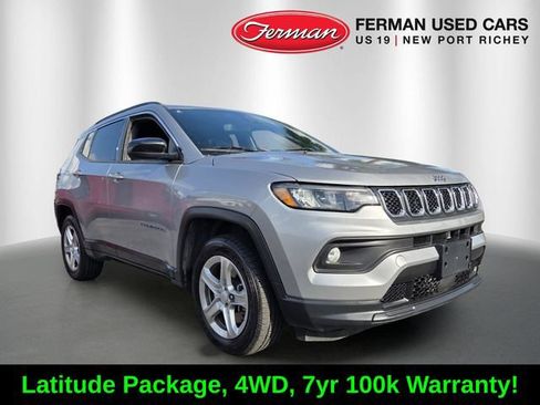 Used 2024 Jeep Compass Latitude AWD/4WD image 1