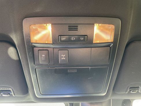 Used 2018 Toyota Tacoma TRD Off-Road image 21