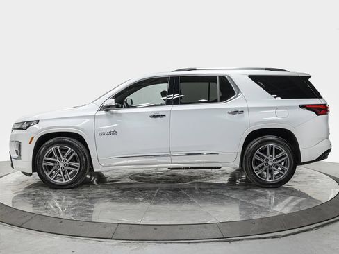 Used 2023 Chevrolet Traverse High Country w/ LPO, Floor Liner Package FWD image 2