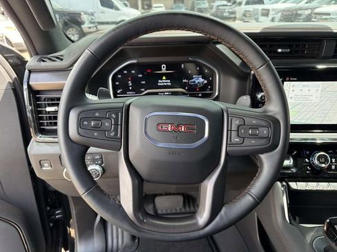 Used 2025 GMC Sierra 1500 AT4 w/ AT4 Premium Package AWD/4WD image 27