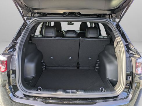 New 2026 Jeep Compass Latitude image 16