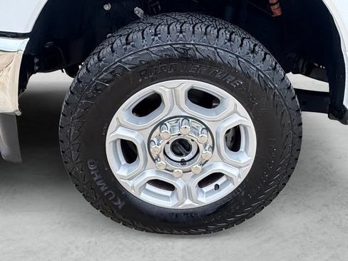 Used 2025 Ford F250 XLT AWD/4WD image 23