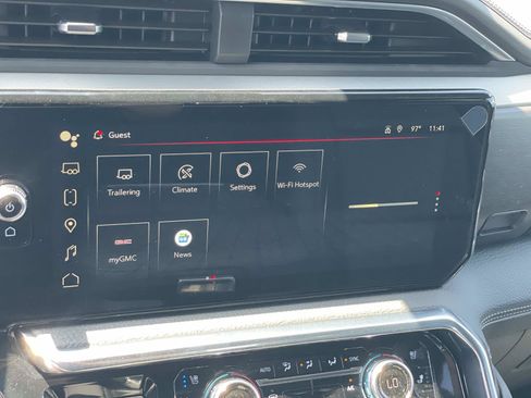 New 2026 GMC Sierra 1500 Denali w/ Technology Package AWD/4WD image 12