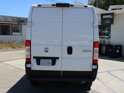 Used 2025 RAM ProMaster 3500 w/ Convenience Group FWD image 5