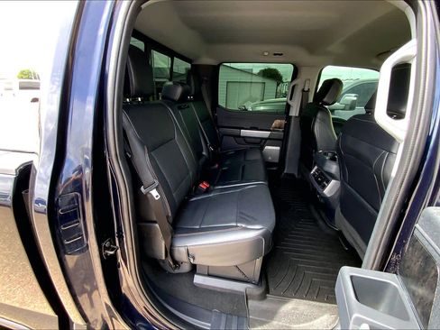 Certified 2024 Ford F250 Lariat w/ Sport Appearance Package image 19