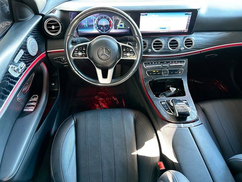 Used 2020 Mercedes-Benz E 450 4MATIC Sedan image 24