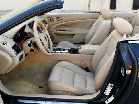 Used 2008 Jaguar XK Convertible RWD image 58