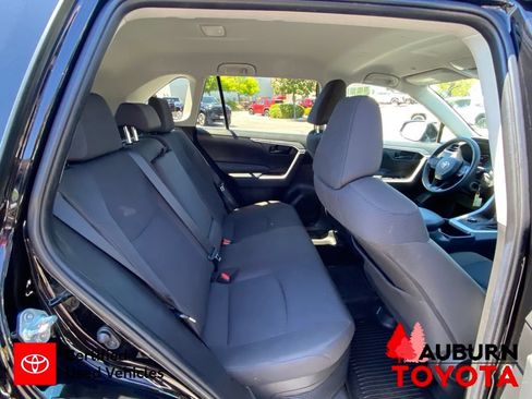 Certified 2024 Toyota RAV4 LE AWD/4WD image 17