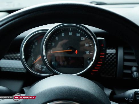 Used 2017 MINI Cooper S w/ Cold Weather Package image 38