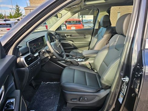 New 2025 Kia Telluride S image 19