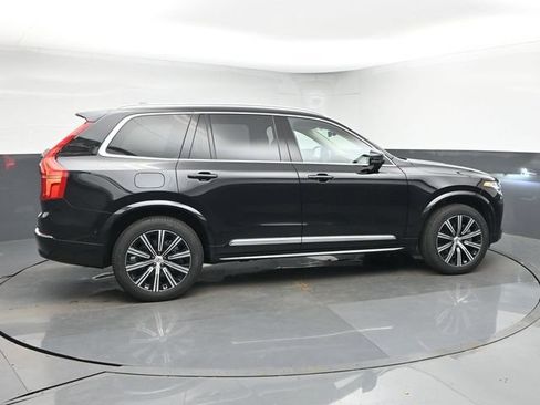 Used 2024 Volvo XC90 B6 Plus w/ Protection Package AWD/4WD image 9
