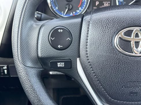 Used 2017 Toyota Corolla LE w/ Carpet Mat Package (TMS) image 14