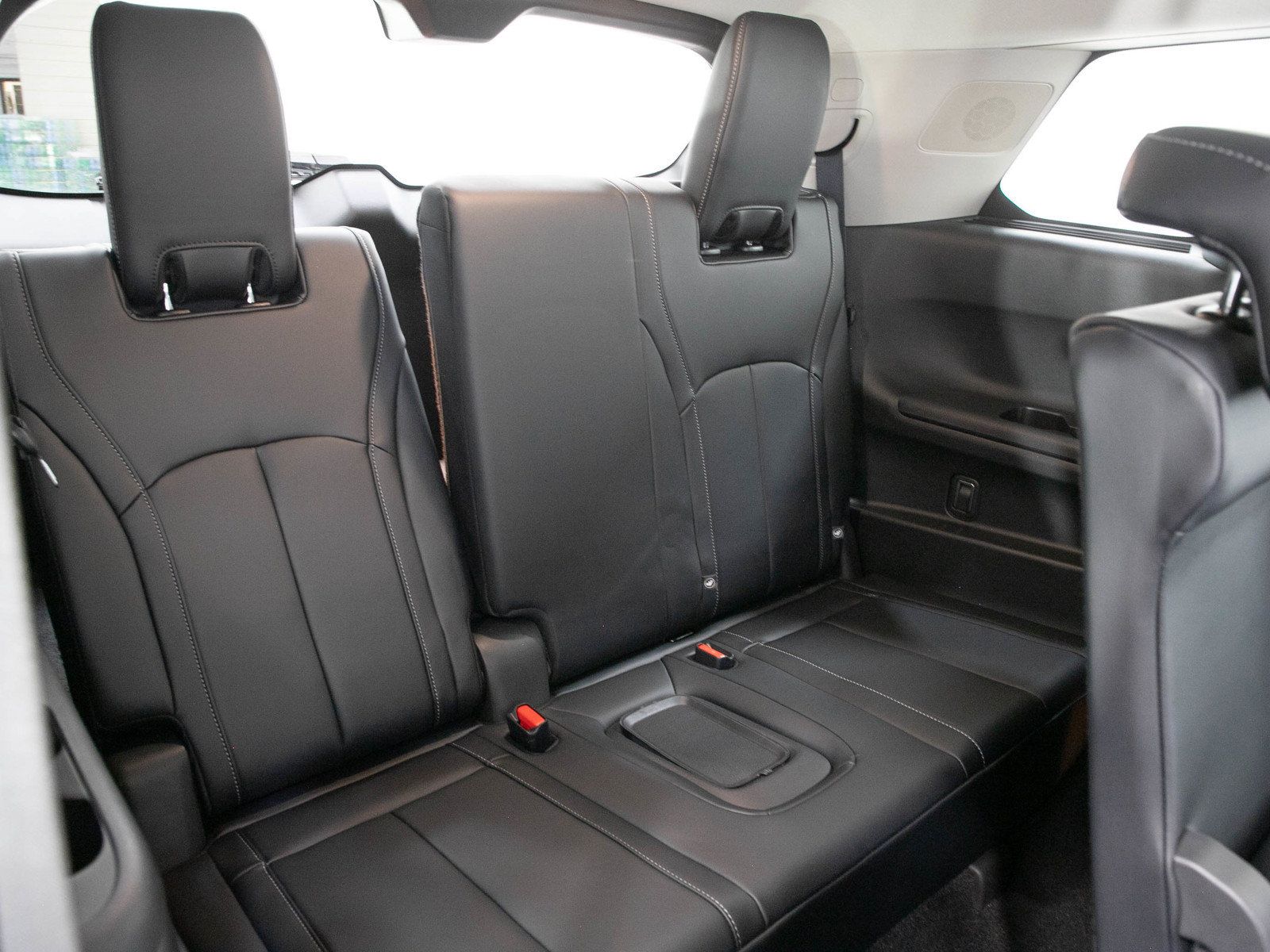 Used 2023 INFINITI QX60 Sensory AWD/4WD image 15