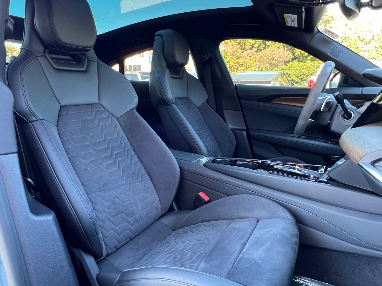 Used 2023 Audi e-tron GT Premium Plus AWD/4WD image 12