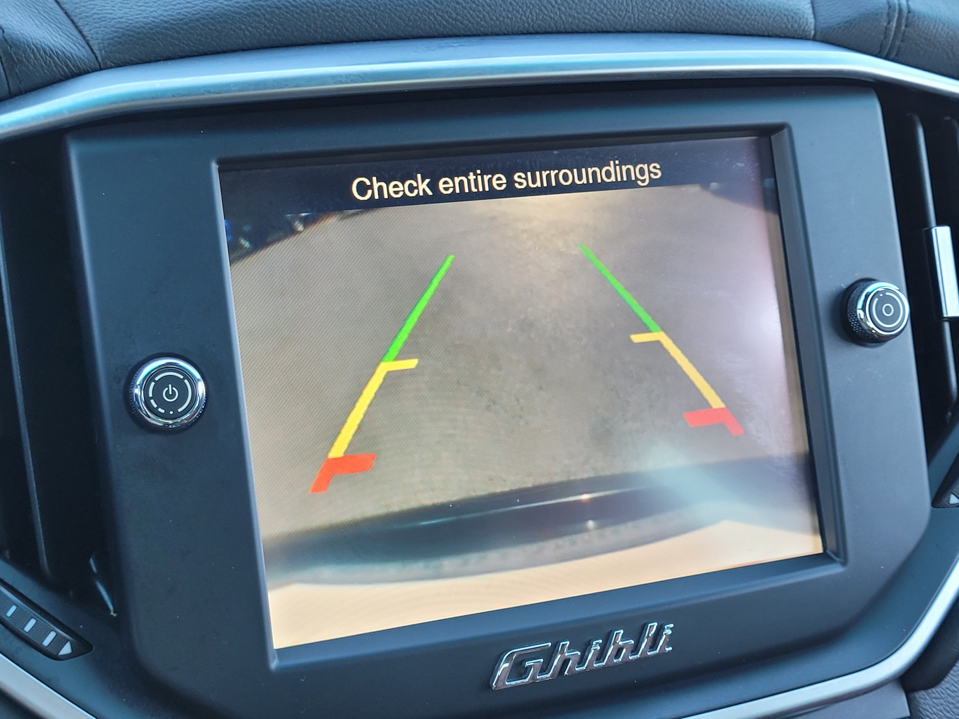 Used 2015 Maserati Ghibli RWD image 18