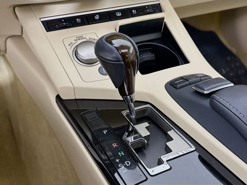 Used 2014 Lexus ES 350 w/ Luxury Package image 19