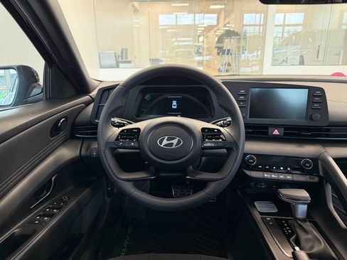 Used 2026 Hyundai Elantra SEL Sport Premium FWD image 13