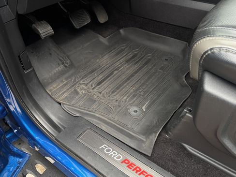 Used 2017 Ford F150 Raptor w/ Equipment Group 802A Luxury image 32