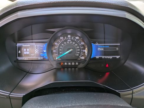 Used 2024 Ford Edge SE image 28