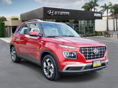 Certified 2025 Hyundai Venue Limited
