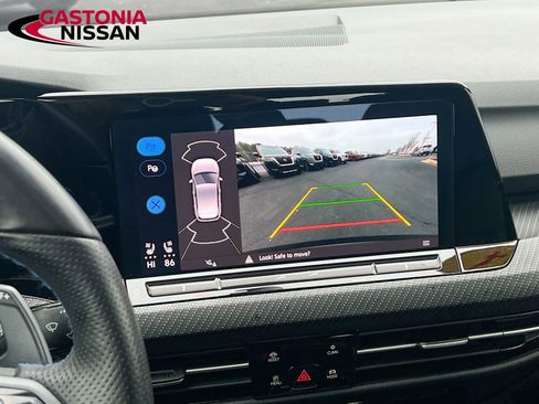 Used 2024 Volkswagen Golf R image 17