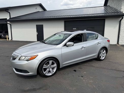 Used 2014 Acura ILX FWD image 2