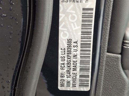 Certified 2023 Jeep Grand Cherokee L Limited image 37