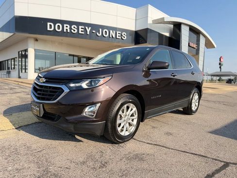Used 2020 Chevrolet Equinox LT FWD image 1