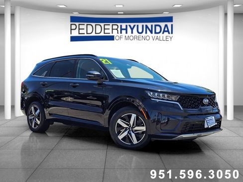 Used 2021 Kia Sorento S FWD image 1