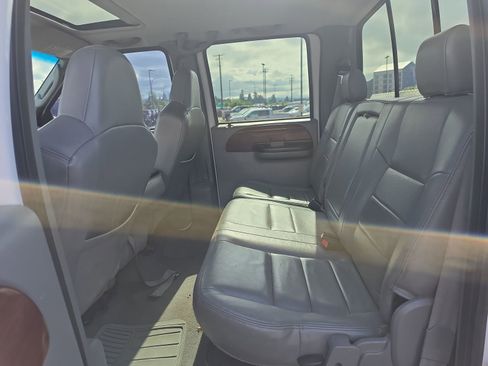 Used 2006 Ford F350 XL AWD/4WD image 10