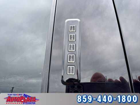 Used 2023 Ford F350 Lariat AWD/4WD image 27