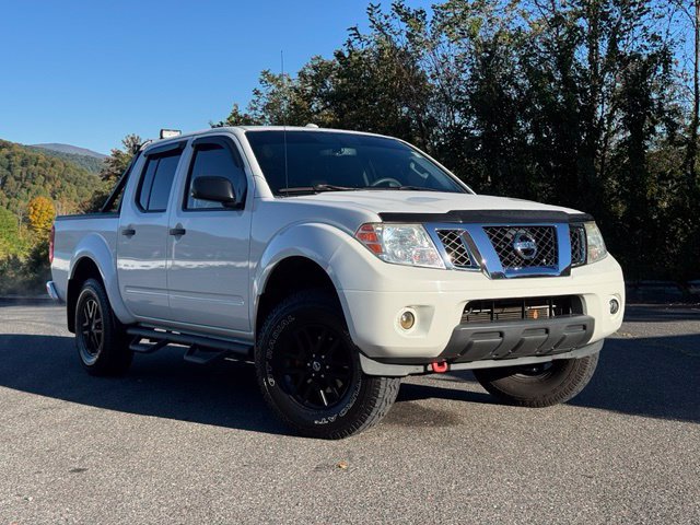 Used 2016 Nissan Frontier SV w/ SV Value Truck Package AWD/4WD image 1
