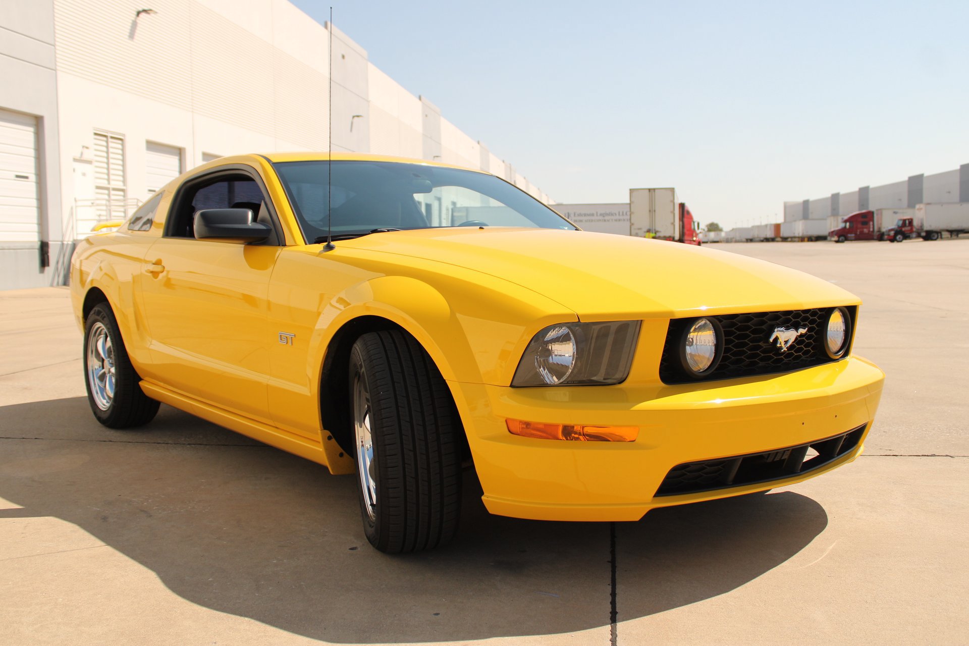 Used 2005 Ford Mustang GT RWD image 28