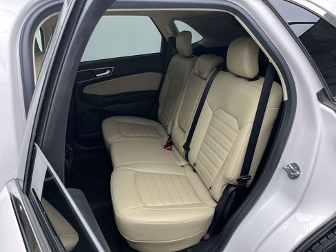 Used 2019 Ford Edge SEL w/ Equipment Group 201A image 12