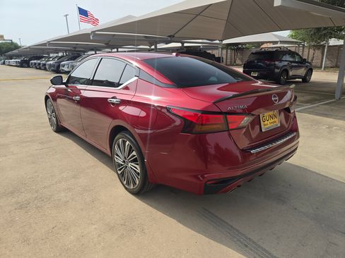 Used 2023 Nissan Altima 2.5 SL AWD/4WD image 5